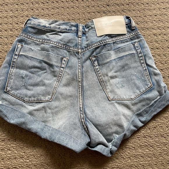 One Teaspoon High Waist Bandit Shorts - Never been worn - Picture 7 of 11